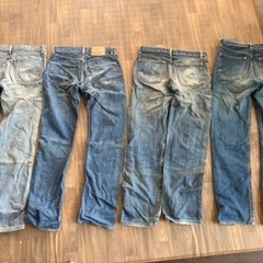 ジーンズ　ズボン４本の画像