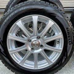 お取引中】アクア スタッドレスタイヤ 美品 175/65 R15 4本ホイールセット