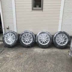 スタッドレスタイヤ 205/60/R16の4本セット　16インチ