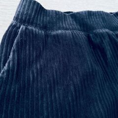 ユニクロ　黒　Sサイズ　ベロアズボン・パンツ・ボトムズ　品番241-420689（94-12）の画像