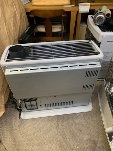 分解掃除済み　CORONA 石油ストーブ SV-7014SR 煙突式 木造18畳/コンクリ29畳 コロナ 万代店