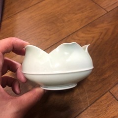 新品未使用 有田焼 波佐見焼高山陶器 若草百合型皿小付揃の画像