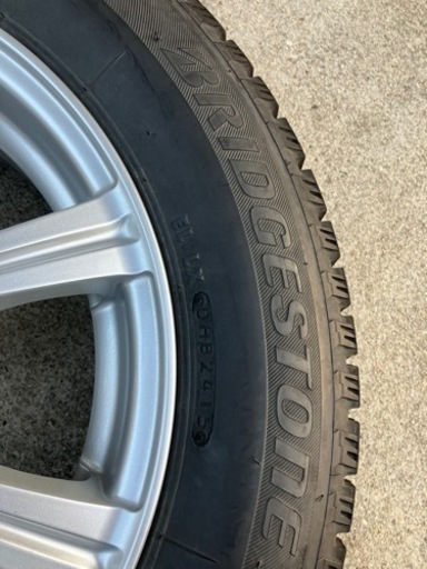 185/65R15バリ山スタッドレスタイヤ付きホイール4本　アクア、カローラフィールダー、ノート、フィット等に！　ランクA