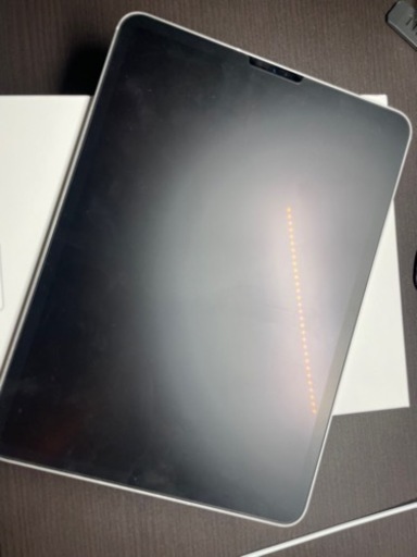 iPad Pro（第2世代）128GB シルバー　セルラー　SIMフリー　中古