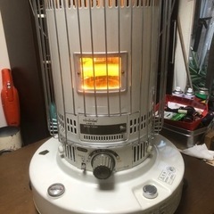 Y98 トヨトミストーブ ksaｰ120B 冬キャンプ