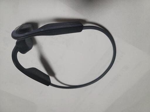 AfterShokz OpenMove骨伝導イヤホン\n\n