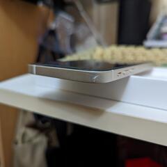 iPhone12 64GB ホワイト simロック解除済みの画像