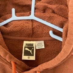 PUMA プーマ　Sサイズ　古着　メンズ　パーカーの画像