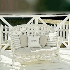 値下げしました。とても可愛い二人がけソファ