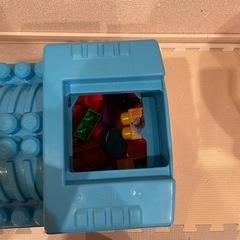 トーマスブロックの画像