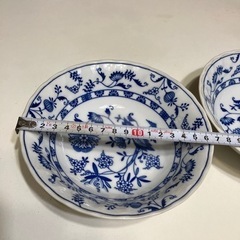 【ブルーオニオン柄のお皿】の画像