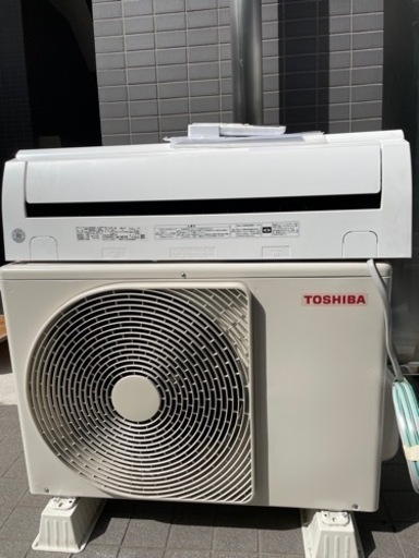 東芝　ルームエアコン RAS-G401P  4.0kw 100v 2021年製　美品