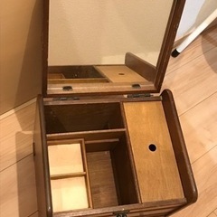 再掲★木の化粧ボックス　鏡付きの画像