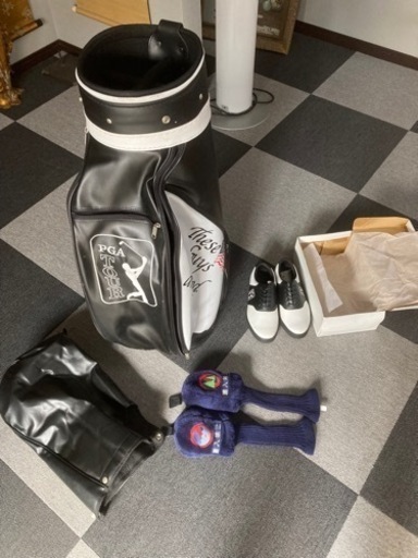PGA TOUR ゴルフバック　キャディ　ゴルフシューズ　ゴルフセット