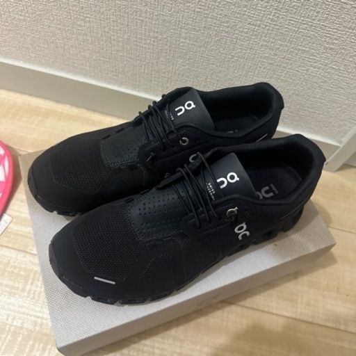 オン ランニングシューズ Cloud 5 メンズ　27.０cm