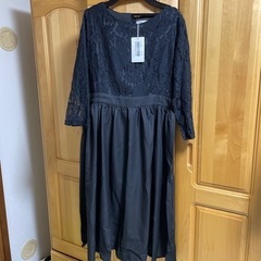 結婚式　パーティードレス　黒
