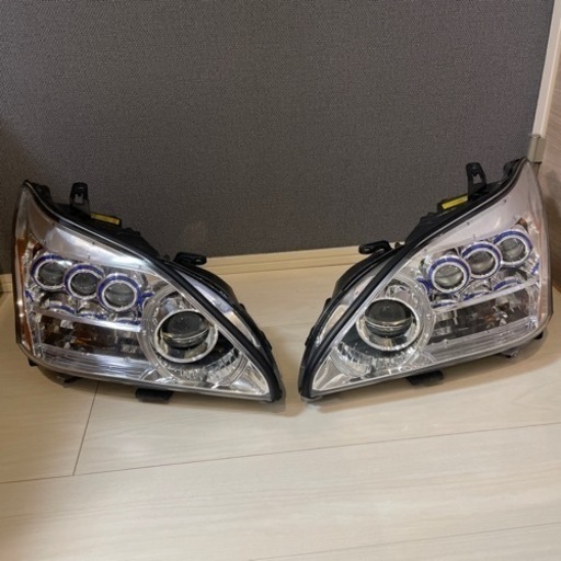 30系ハリアー　ヘッドライト