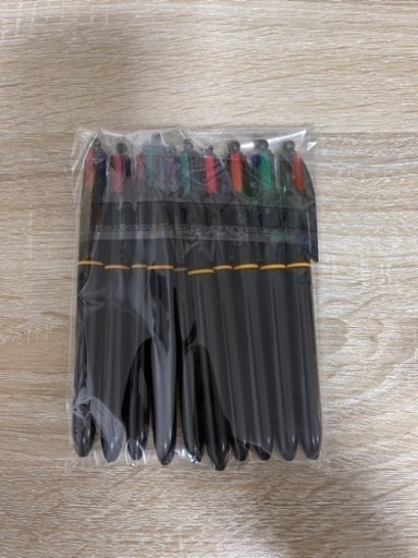 bic 4色ボールペンまとめ売り