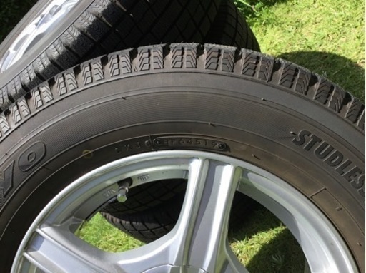 〈値下げ〉 バリ山  冬タイヤ                            実走行 約300km   185／70R 14 