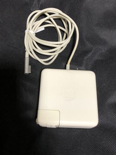 MacBook用　電源アダプタ　Apple純正　Magsafe　85W　Model　A1343中古品