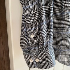 　　　ユニクロ　長袖シャツの画像