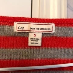 【服あげます　即日取引希望】GAP セーター　ウール100%の画像