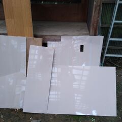 早い者勝ち★DIY建材・資源材★門扉・キッチンパネル端材・フローリング板の画像