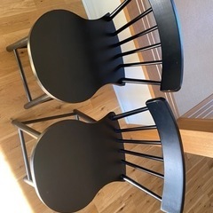 椅子　二脚　IKEAの画像