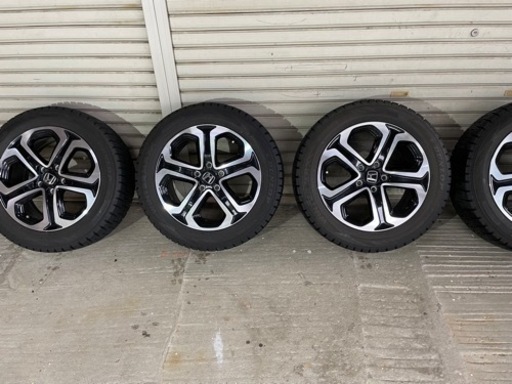 ヴェゼル純正ホイール、スタッドレスタイヤ