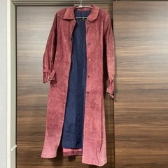 【差し上げます】レディース　皮のロングコート