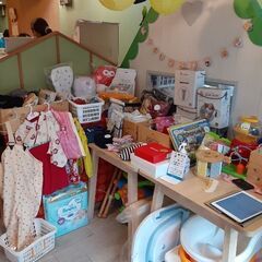 本日、明日ガレージセール開催中
