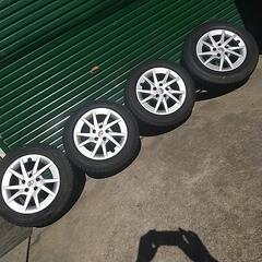 プリウスα 16インチ スタッドレス 4本
