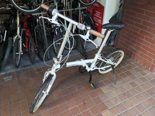 20インチ　シボレー　軽量アルミフレーム　6speed折り畳み自転車　ホワイト