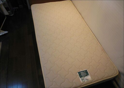 ★★　美品！状態良好！　フランスベッドシングル！収納付き！　受け渡しご相談承ります！　★★