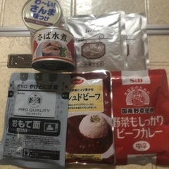 食材(パスタソース、カレー等、サバ.さんまの缶詰の画像