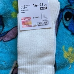 新品✨UNIQLOヒートテックソックス2足16-21cm4足では...