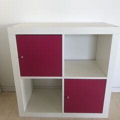 子供部屋収納　イケア KALLAX/カラックス with ピンク扉
