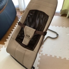 ベビーバウンサー