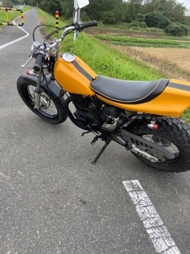 ヤマハ　tw200