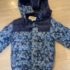ダウンジャケット　男の子　紺色
