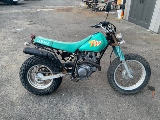 ヤマハ　TW200 書付　レストアベース　部品取り　2JL