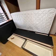 セミダブルベッド・マットレス 解体済み