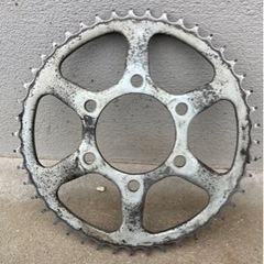 tw200 リヤ　スプロケットの画像
