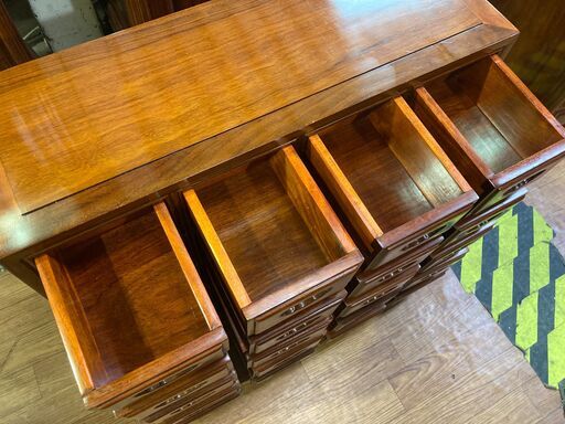 【良品】 高級家具 花梨 薬箪笥 唐木 無垢材 薬棚 小引き出し20杯 高級銘木 唐木 花梨 小引き出し 20杯 小箪笥 薬箪笥