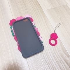 iPhone plus ケースの画像