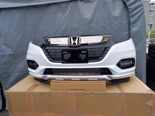 ◆中古品◆ホンダ純正 ヴェゼル フロントバンパー RU3 フォグランプ付き