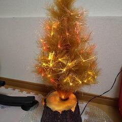 クリスマスツリーの画像