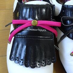 MANDARINA DUCK マンダリナダック ゴルフシューズ　トラディショナル　ホワイト　白　女性用　レディース ゴルフ靴　スパイクシューズの画像