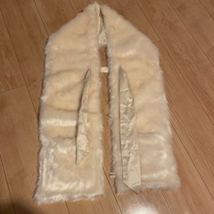 passage mignon ファー マフラー ジレ