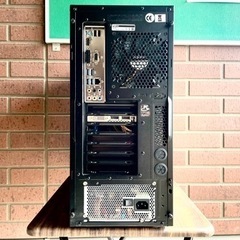 デスクトップパソコンCore i7-4790K 32GB QuadroK2000の画像